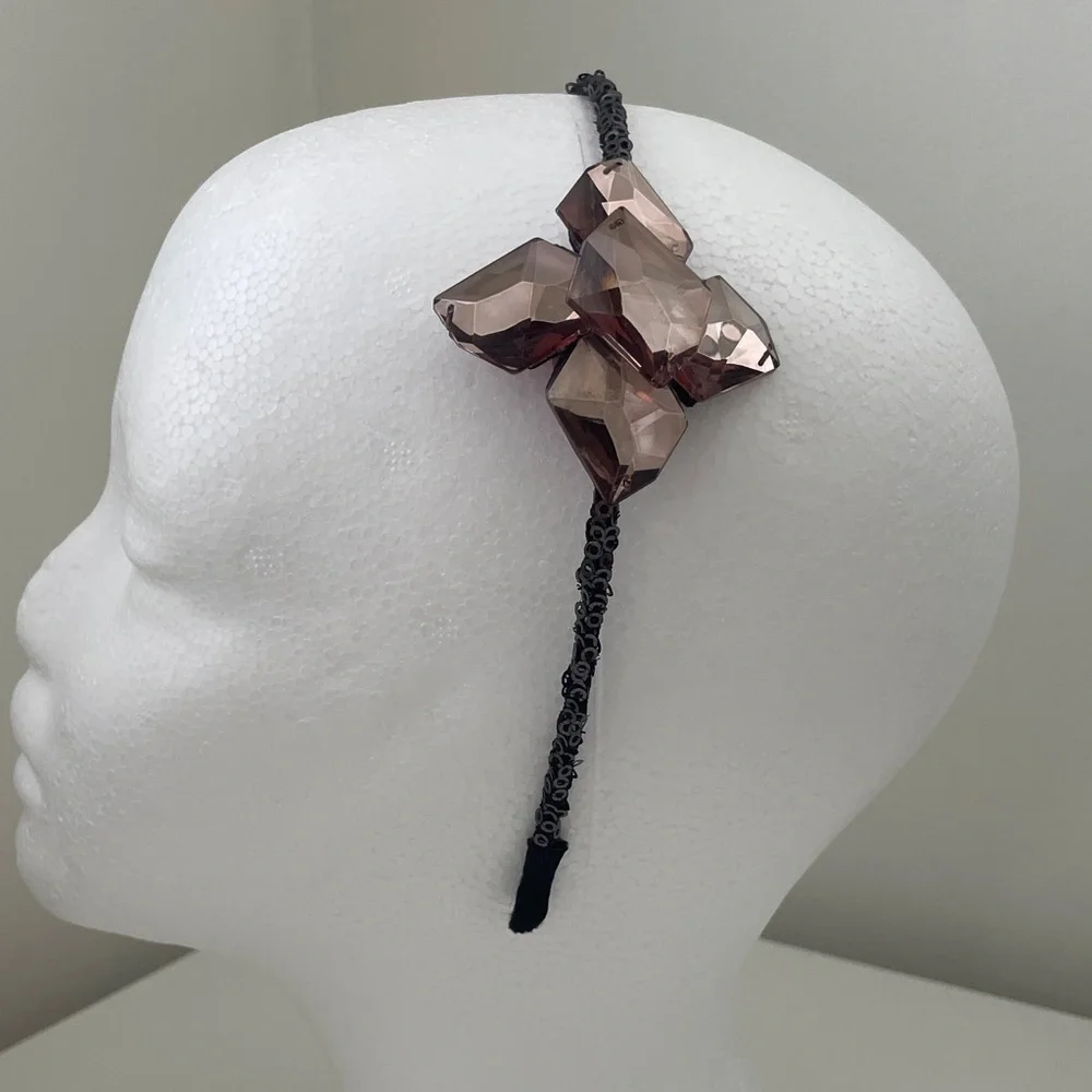 5003. Cära New York Chic Black Headband with Gem Accents